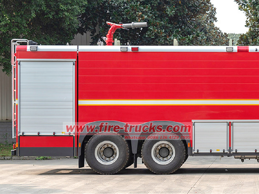 HOWO 8x4 heavy duty dry powder fire truck