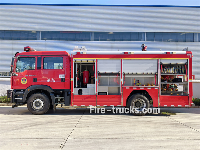Sitrak 6cbm compressed air foam fire truck
