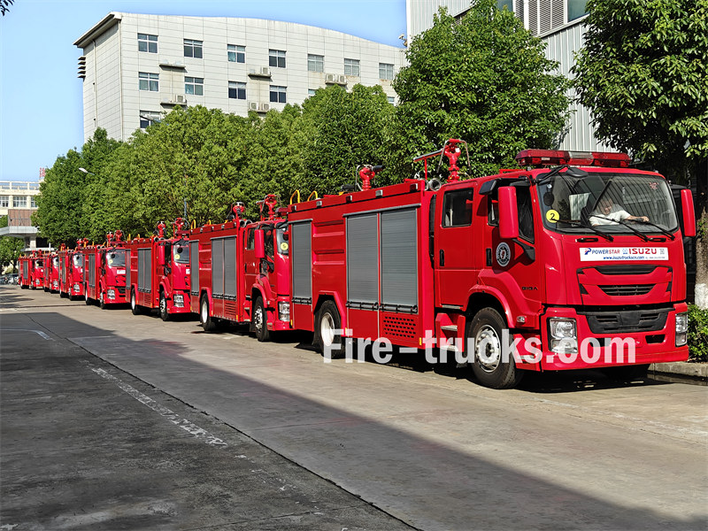 ISUZU fire fighting trucks for shipment ISUZU fire fighting trucks for shipment