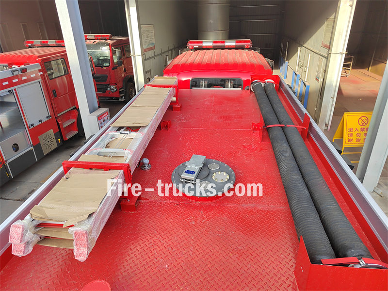 isuzu 5000 liters water fire tender