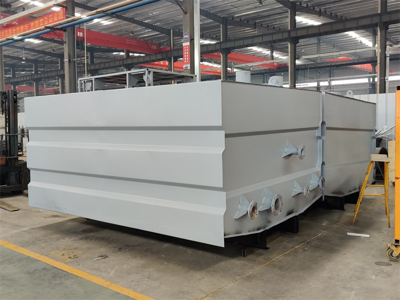 Water and foam tanker assembly