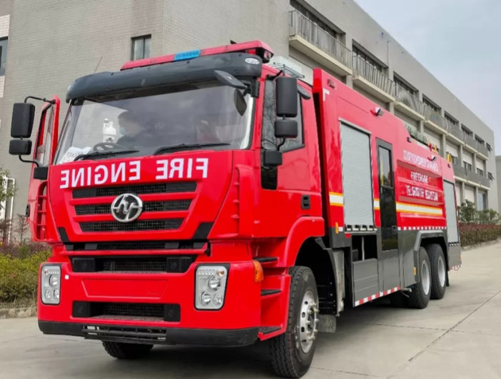 IVECO HONGYAN heavy rescue fire vehicle specificaiton na may presyo