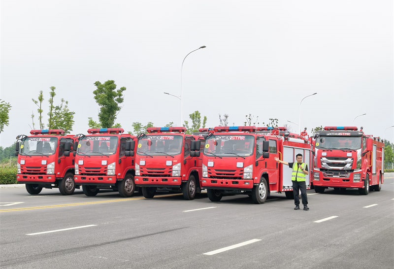 Ang Unang Batch ng 4 ISUZU NPR Foam Fire Truck ay Handa nang Maglingkod sa Kagawaran ng Bumbero ng Lagos